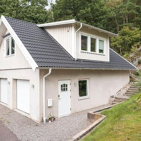 A Lovely Bright Apartment With It'S Own Entrance Kungsbacka Exteriör bild