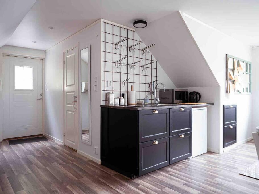 A Lovely Bright Apartment With It'S Own Entrance Kungsbacka Exteriör bild