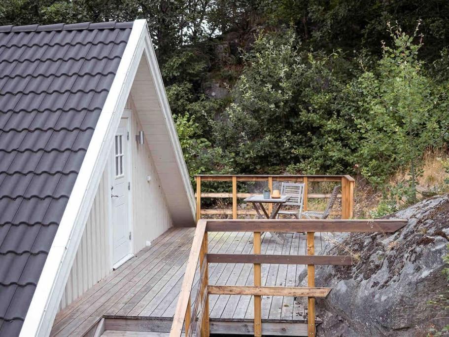 A Lovely Bright Apartment With It'S Own Entrance Kungsbacka Exteriör bild
